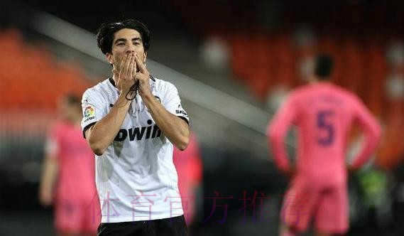 西甲-索莱尔点球戴帽瓦拉内乌龙 皇马1-4瓦伦西亚 西甲-索莱尔点球戴帽瓦拉内乌龙 皇马1-4瓦伦西亚